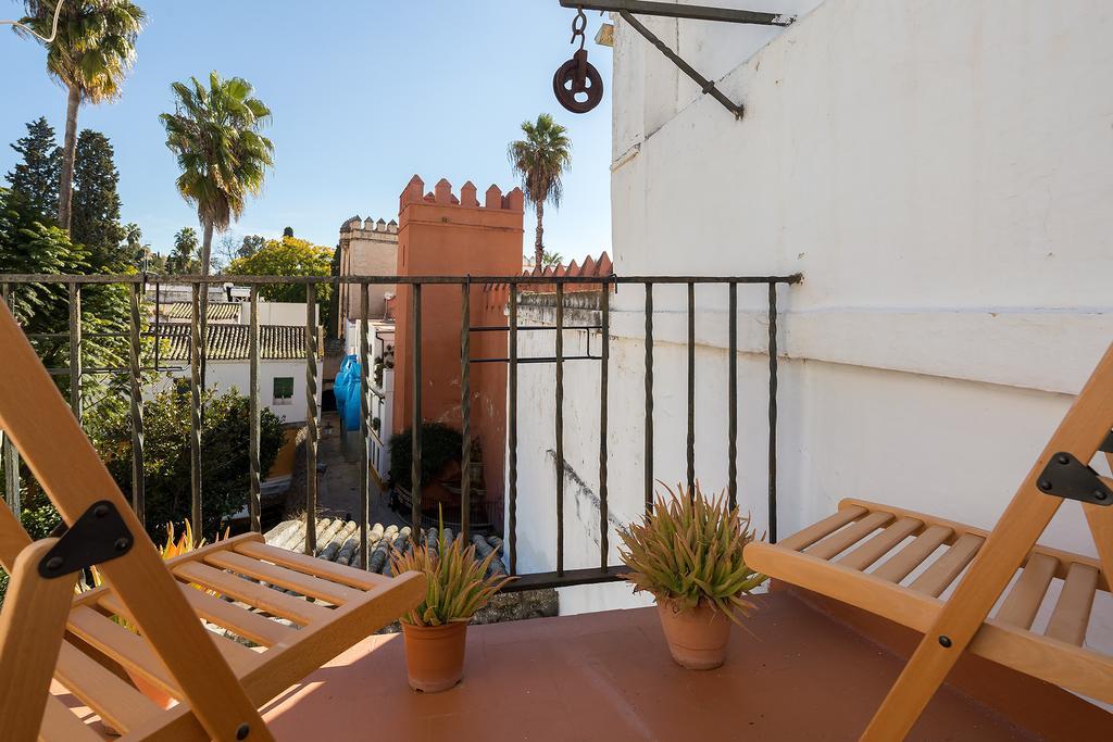 Holi-Rent Historic House Next To The Alcazar Apartment Seville Exterior photo